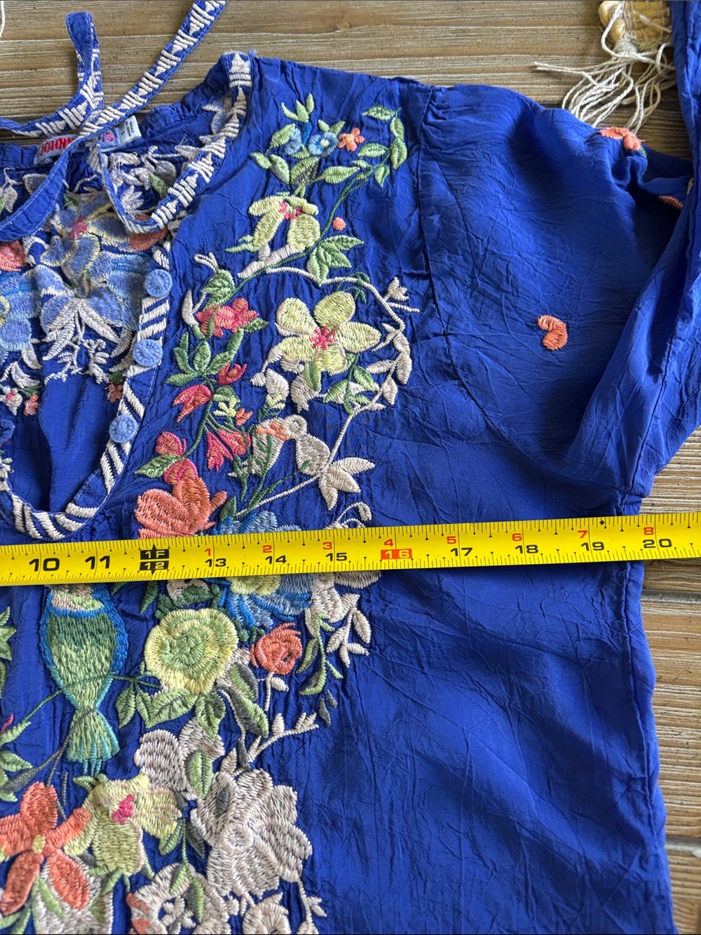 Johnny Was Cobalt Blue Embroidered V-Neck Tunic and a JW Bag - Picture 9 of 12